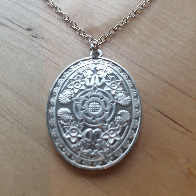 Large Silver Locket Necklace 1977 English Locket Pendant 