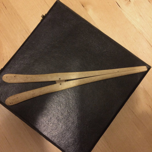 Bone or Ivory Antique Glove stretchers - victorian or edwardian (no box)