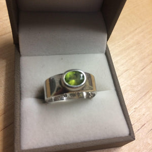 Janice Girardi 925 Silver & Peridot Ring