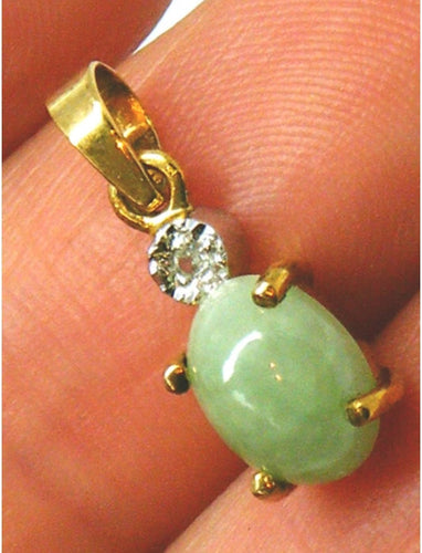 9ct gold jade and diamond pendant