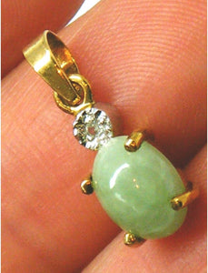 9ct gold jade and diamond pendant