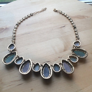 Multi-coloured stone choker necklace with extender